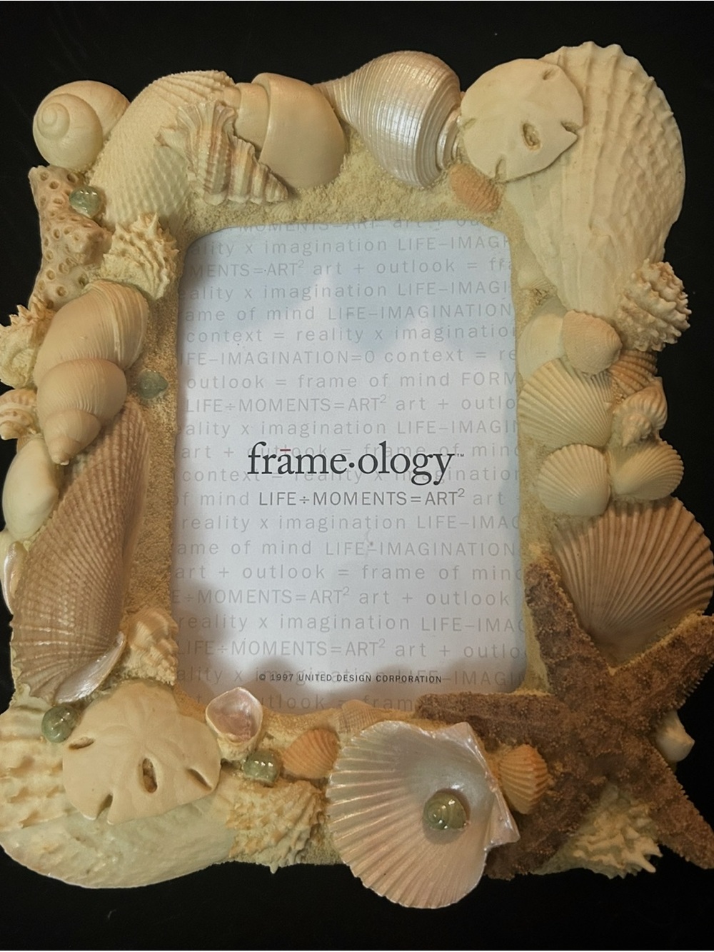 Frame-ology Coastal Seashell Photo Frame - Cream Beach Design